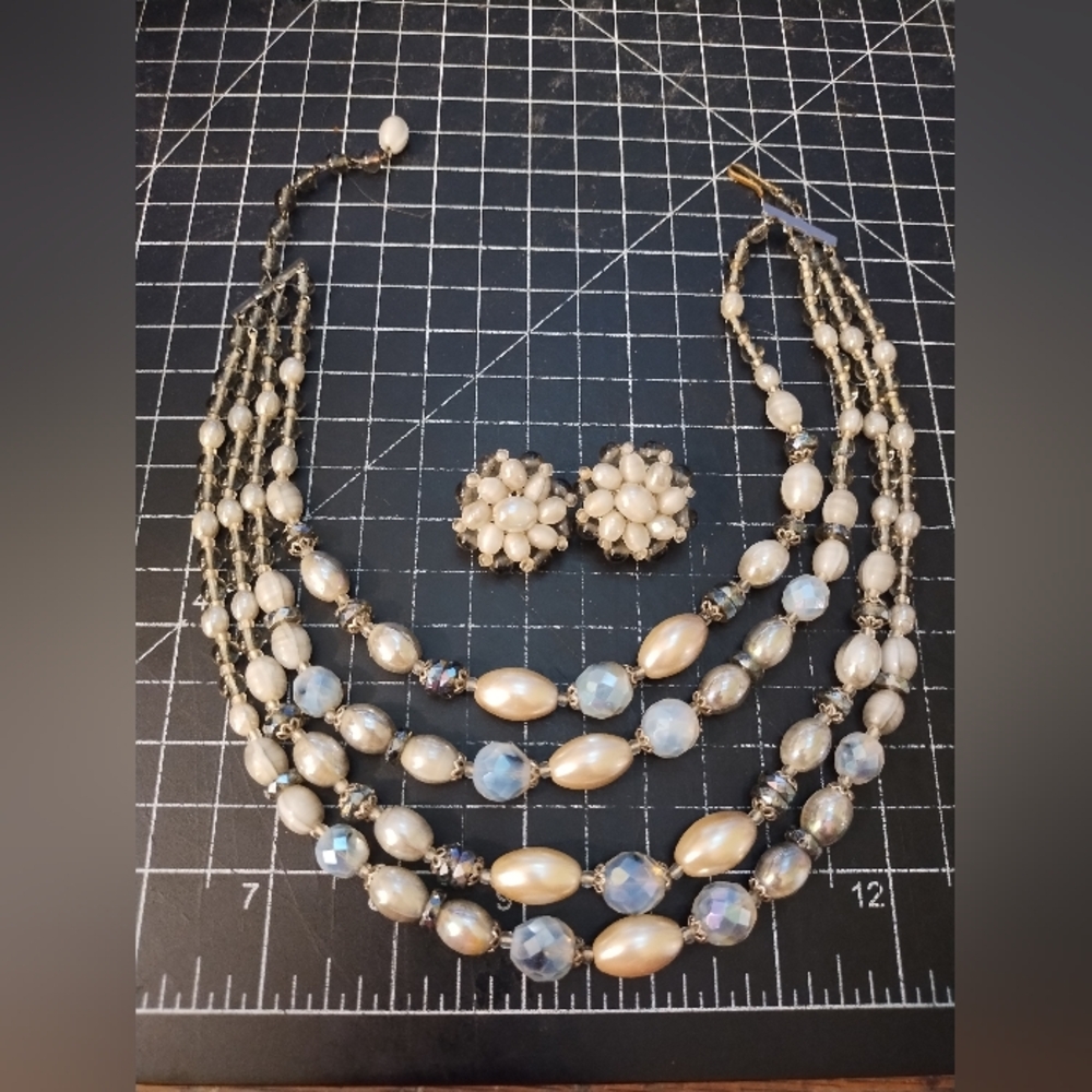 Vintage 4 Strand Art Glass Necklace With Matching Clip-On Earrings, 16 I… - Picture 1 of 9